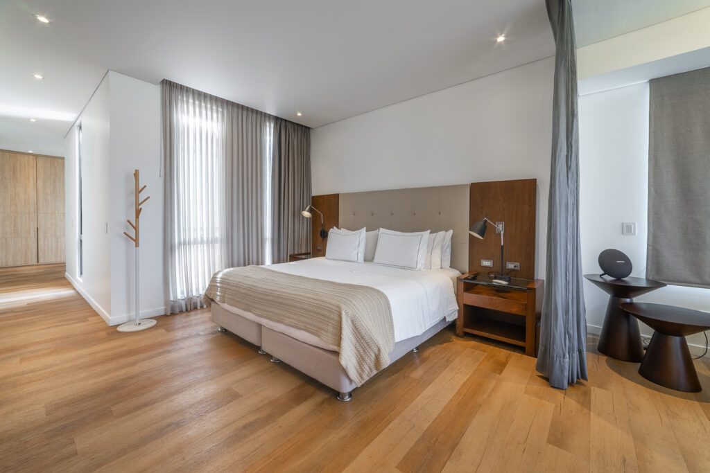 Amplios espacios del Air House, Cassa Luxury Homes, Bogotá, Colombia.