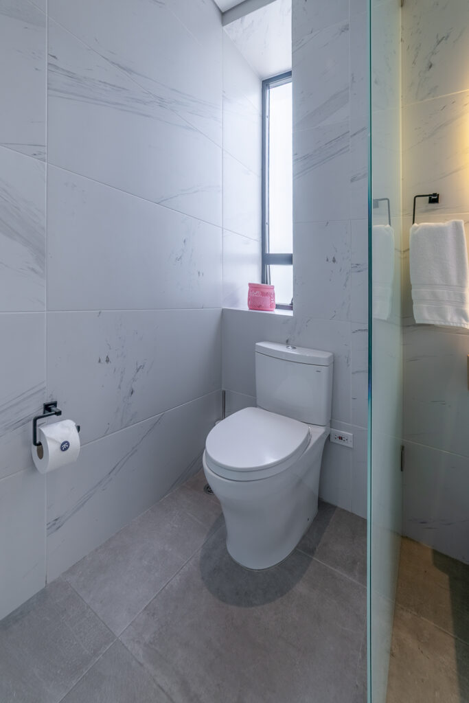 Baño del Air House, Cassa Luxury Homes, Bogotá, Colombia.