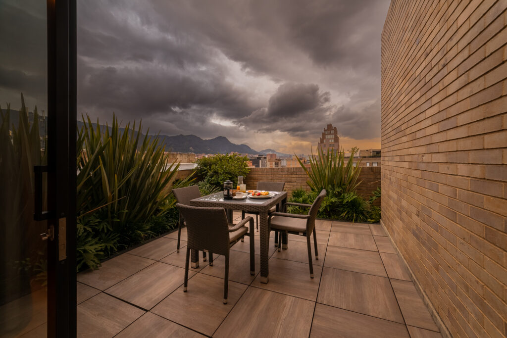 Terraza del Penthouse 85M, Cassa Luxury Homes, Bogotá, Colombia.