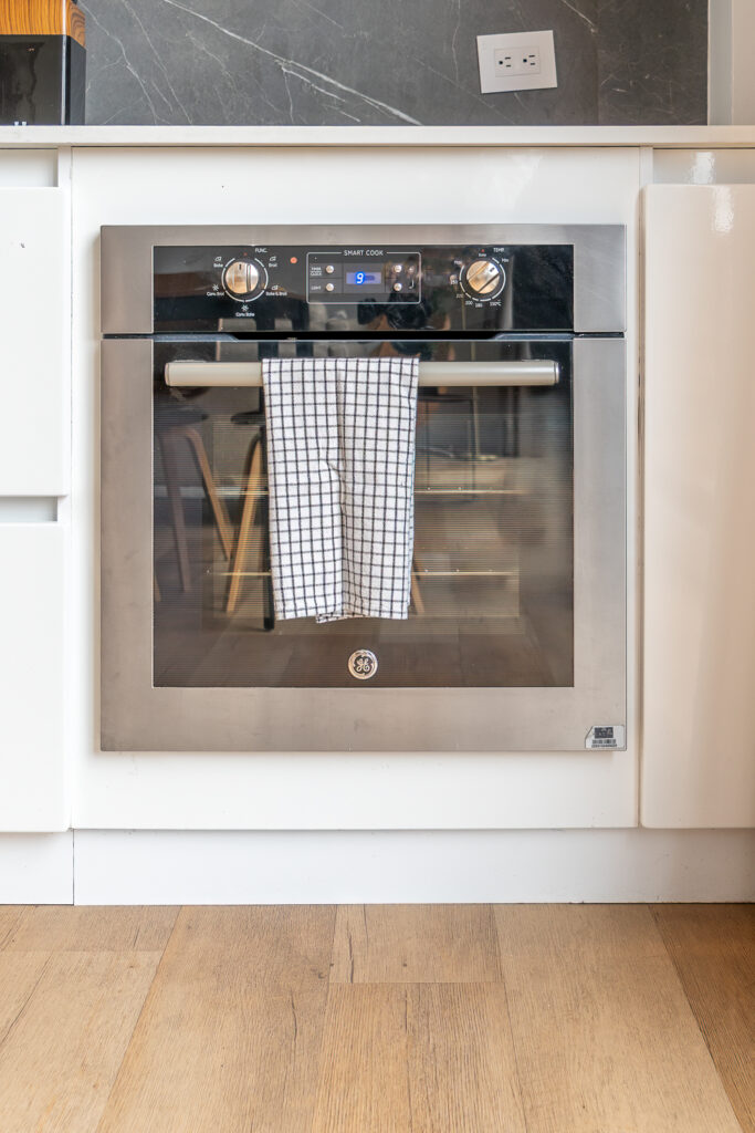 Cocina del Penthouse 94M, Cassa Luxury Homes, Bogotá, Colombia.