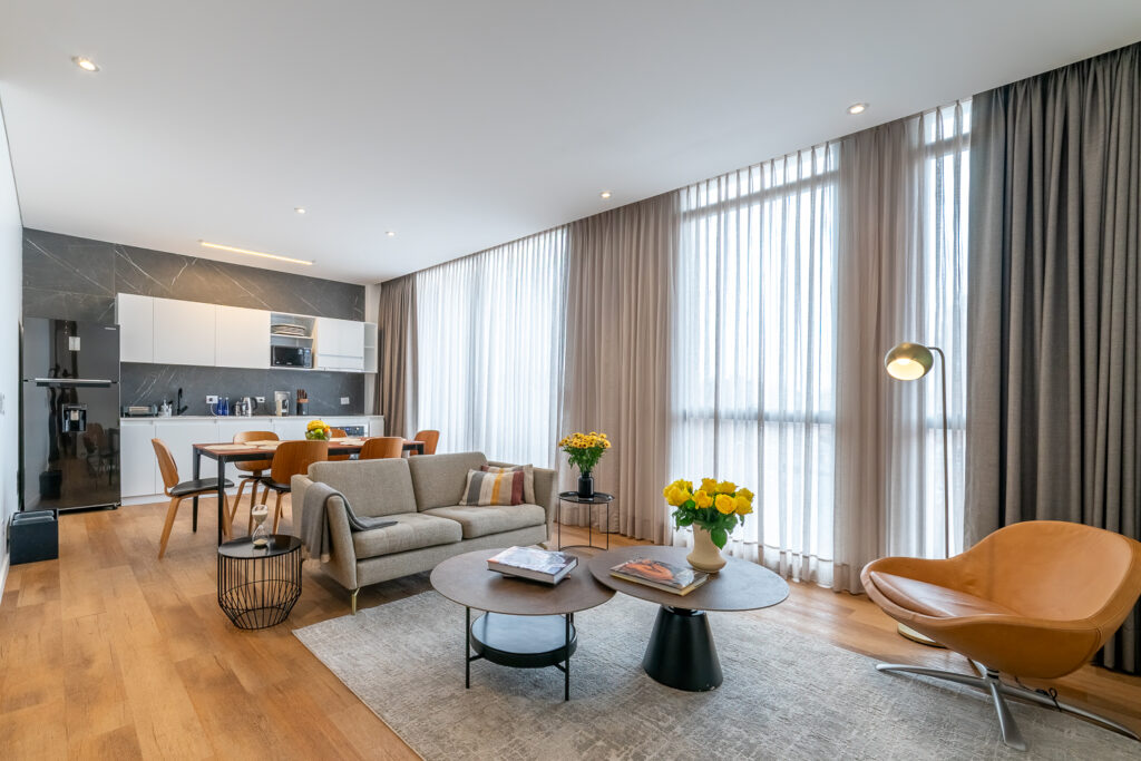 Amplios espacios del Penthouse 94M, Cassa Luxury Homes, Bogotá, Colombia.