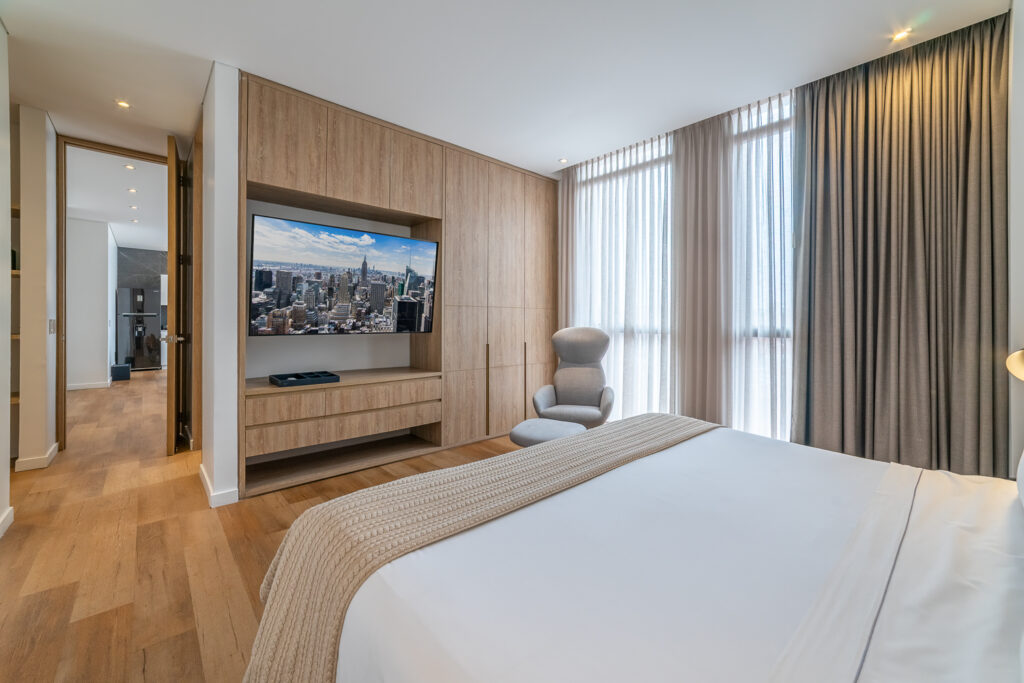 Cama del Penthouse 94M, Cassa Luxury Homes, Bogotá, Colombia.